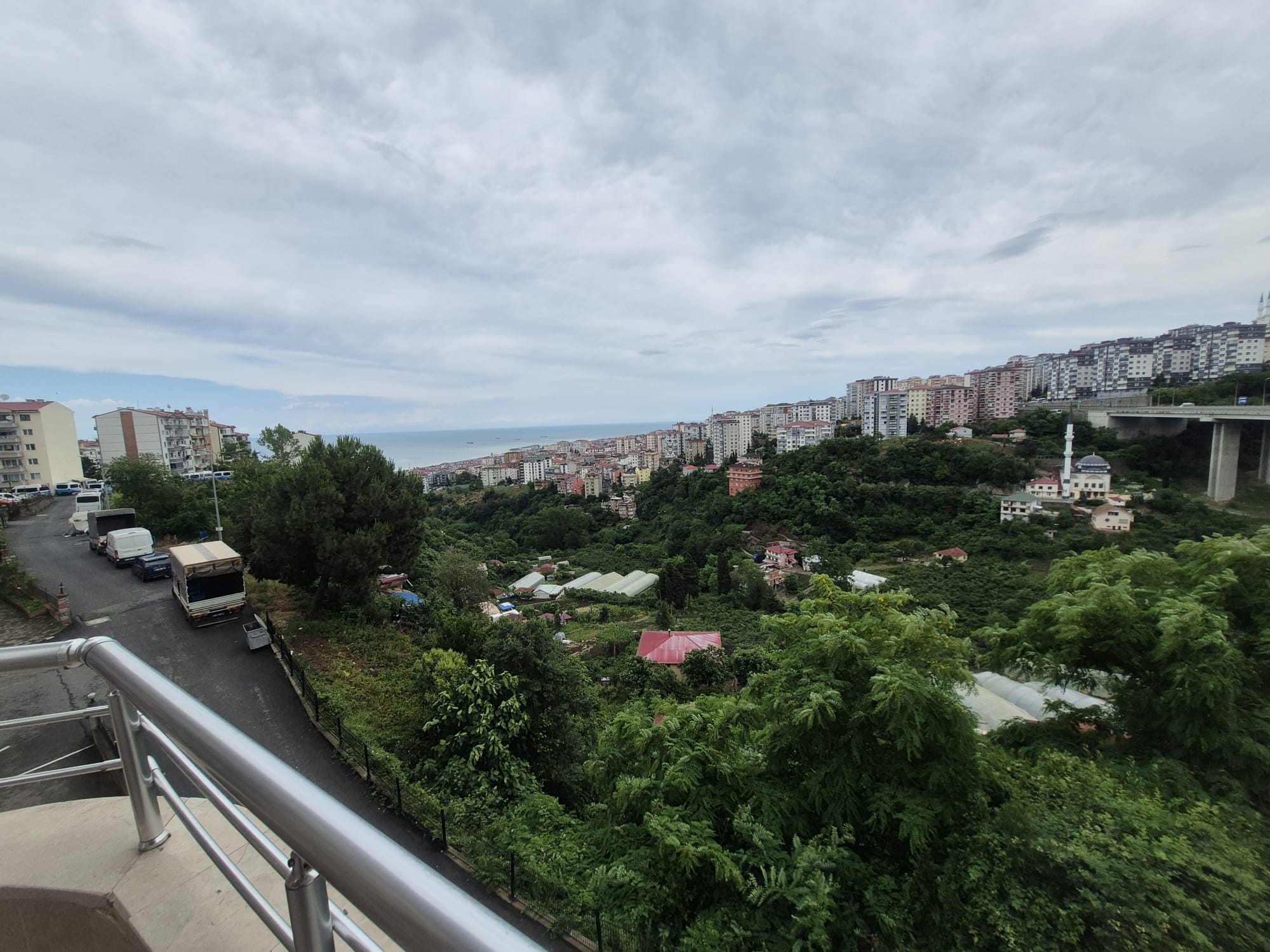 KARŞIYAKA UMUT SİTESİ SATILIK